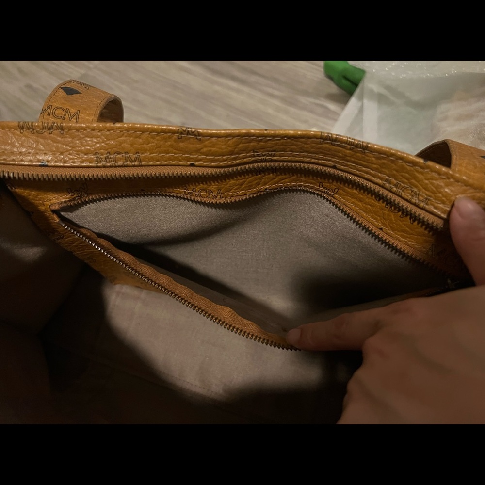 Authentic Long strap shoulder bag - Picture 9 of 13